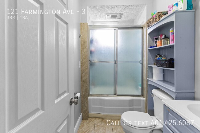 Building Photo - 121 Farmington Ave