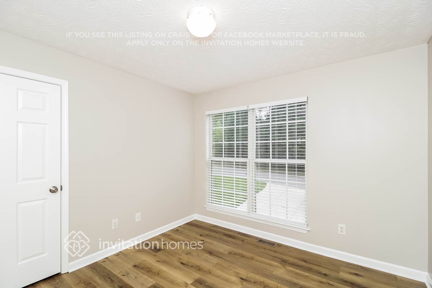 Building Photo - 3010 Maple Dr NW