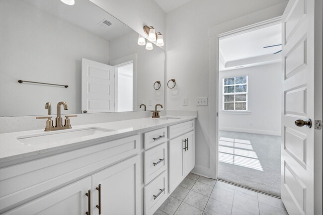 Building Photo - 600 Wetherbrooke Way