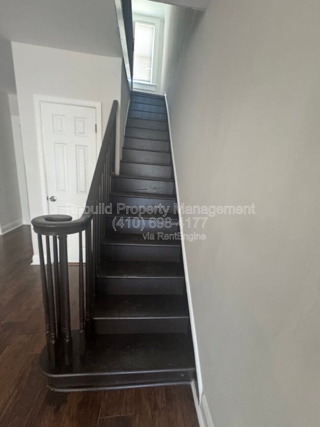 Building Photo - 5 S Conkling St