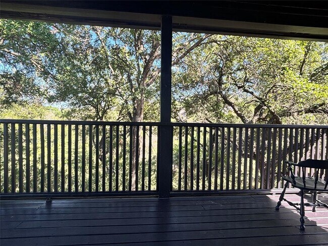 Building Photo - 338 Sailmaster St