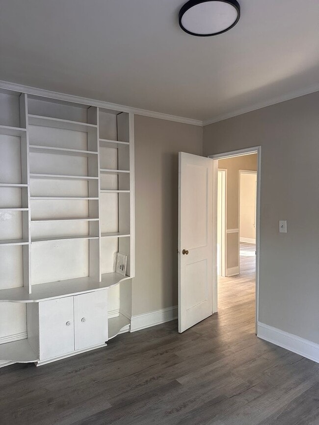 Building Photo - RENTAL HOME 3BD/2BTH