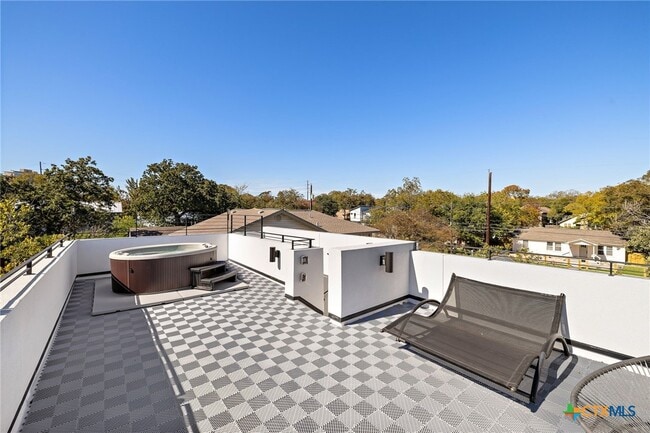 Building Photo - 1210 Angelina St