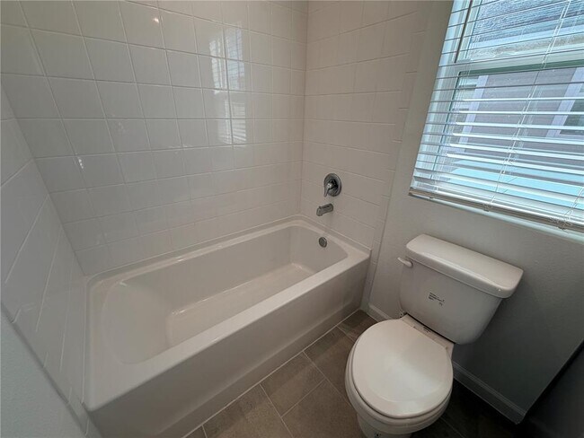 Building Photo - 9948 Red Canoe Aly