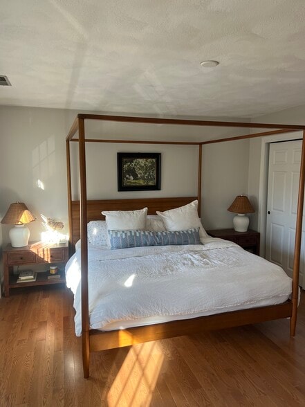 Building Photo - 15 Olney St