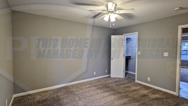 Building Photo - 1352 Chucker Dr