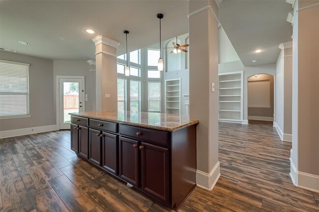 Building Photo - 26406 Planters Heath Dr