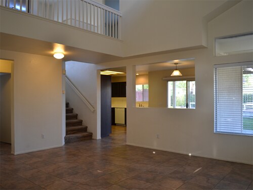 Building Photo - 43340 Corte Benavente
