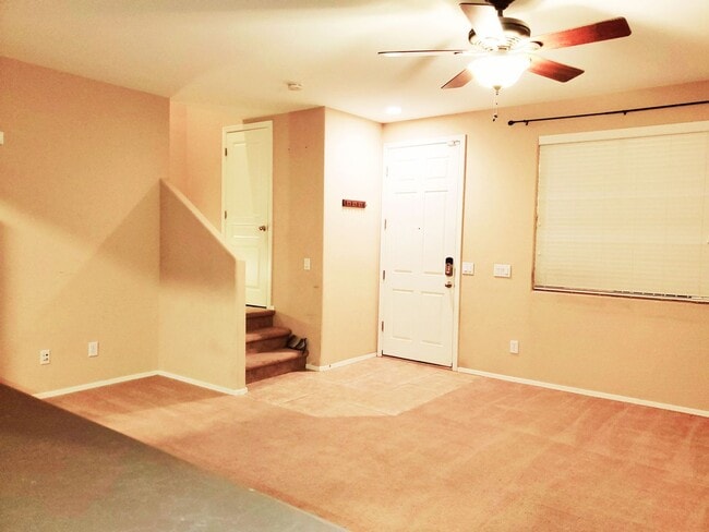 Building Photo - Power Ranch 3 Bedroom for Rent.