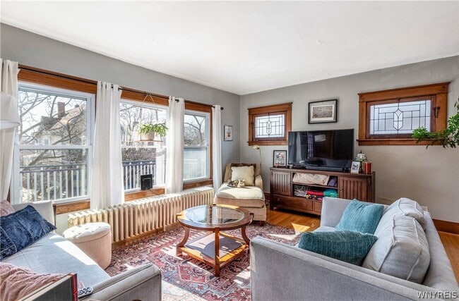 Building Photo - 230 Pennsylvania St