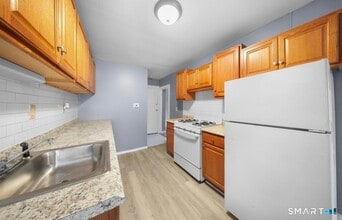 Building Photo - 37 Granfield Ave