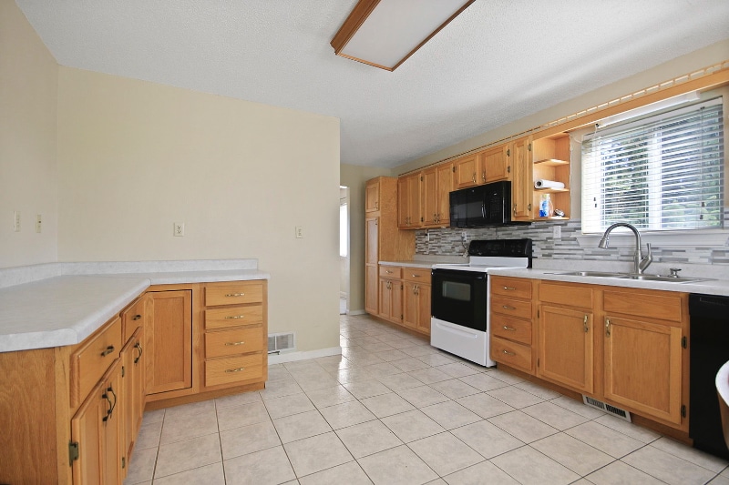 Building Photo - 711 E Brick St