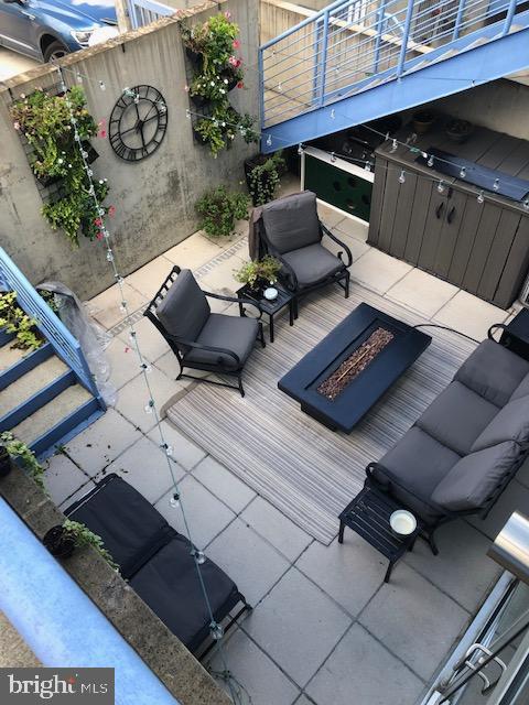 Building Photo - 419 Ridge St NW