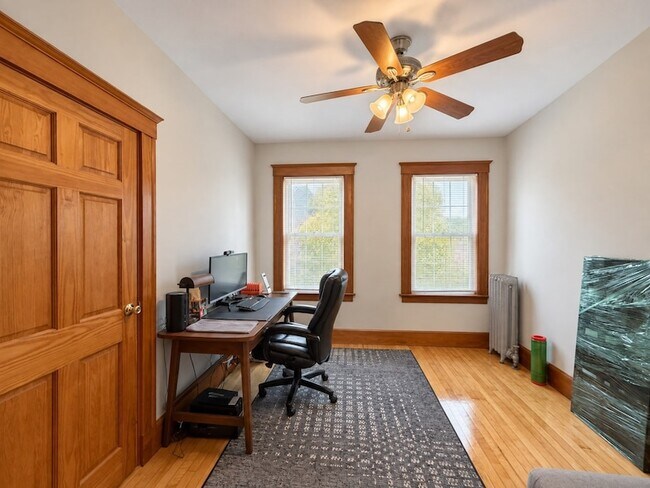 Building Photo - 51 Marblehead St