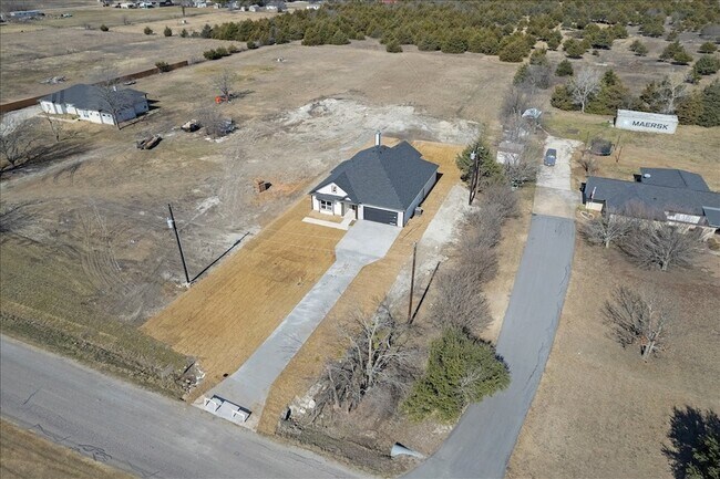 Building Photo - 2355 Co Rd 376