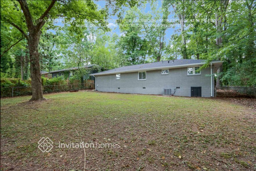 Building Photo - 1854 Long Dr