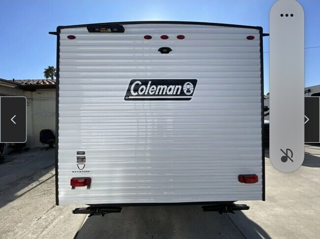 Building Photo - 532 Camino de Amor