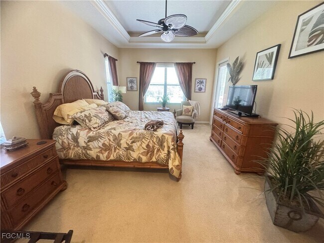 Building Photo - 8661 Mercado Ct