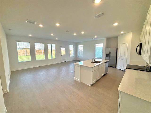Building Photo - 504 Capstone Ct