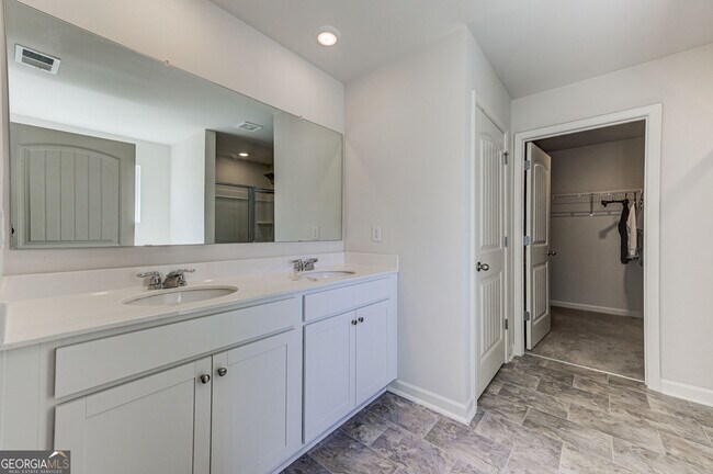Building Photo - 3154 Ellenton Dr