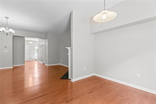 Building Photo - 5612 Moresby Ct