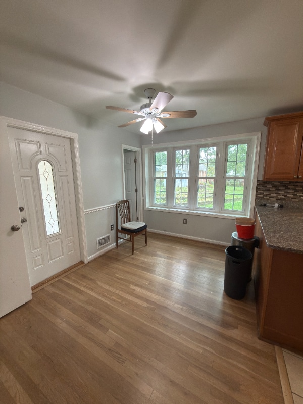 Building Photo - 6919 Rolling Rd