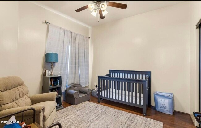 Building Photo - 675 N. Encanto Village Way