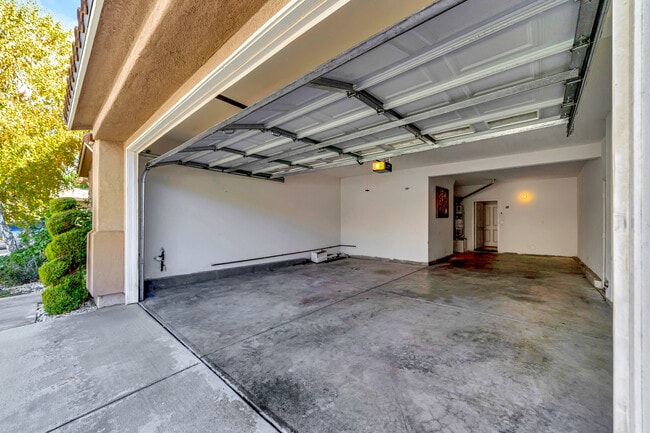 Building Photo - 17776 Sweetgum Ln