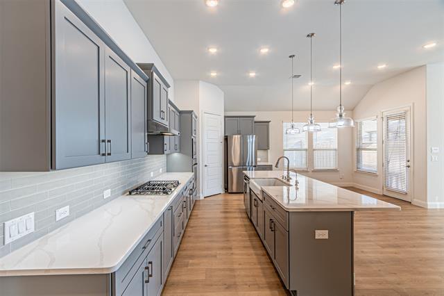 Building Photo - 608 Remington Rd