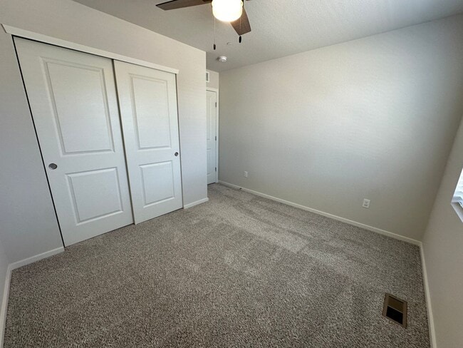 Building Photo - 4888 Denys Dr.