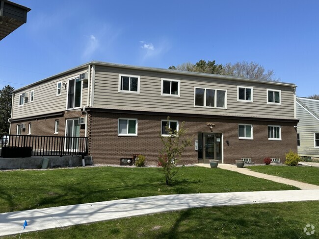 Building Photo - Hooker Avenue Apartments