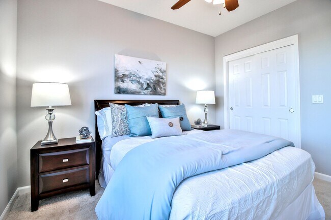 Building Photo - Luxury 2-Bedroom Monte Vista Condo with Downtown Views & Monthly House Cleaning Included