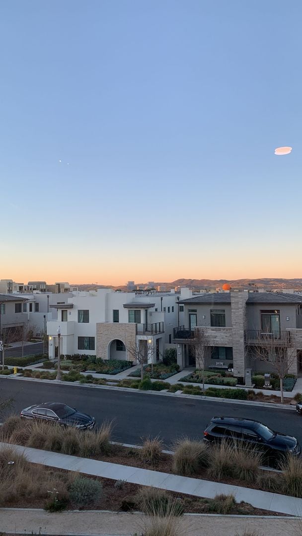 Building Photo - Rooms for Rent in Irvine's Great Park
