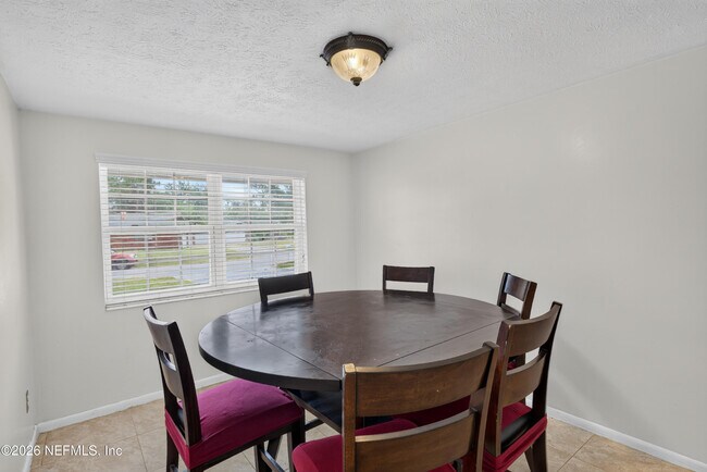 Building Photo - 9954 Larkdale Ct