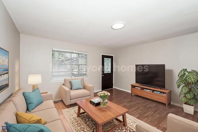 Building Photo - Charming 4-Bedroom, 2-Bath Home in Adamsville, AL – Now Available!