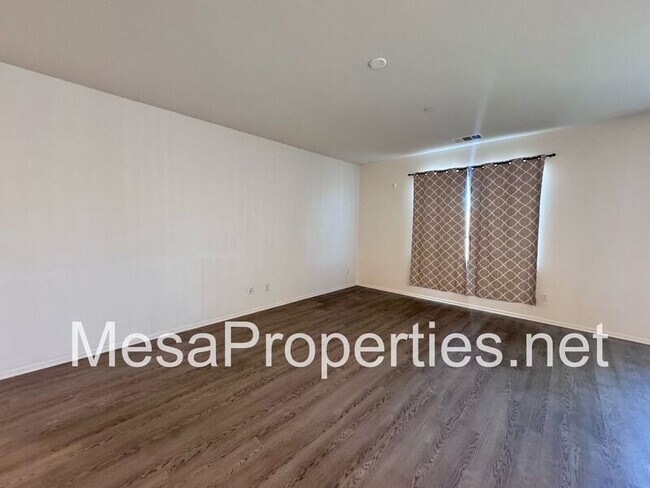 Building Photo - 11784 Ginger St