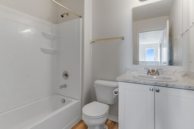 Building Photo - 897 Technology Ct