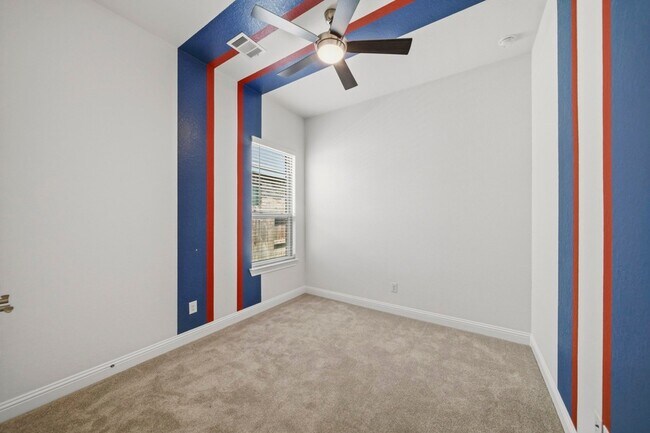 Building Photo - 10906 Perennial Mist Dr