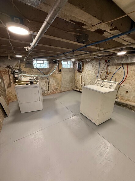 Building Photo - 3135 Agate St