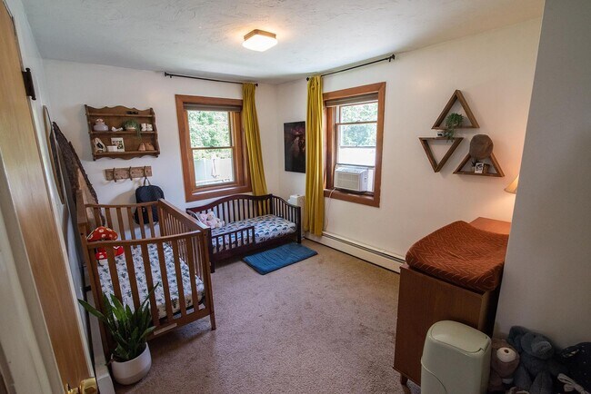 Building Photo - 81 Appleton Rd