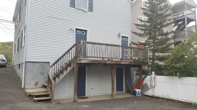 Building Photo - 131 N State St