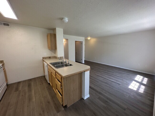 Building Photo - 11839 Cloverbrook Ln