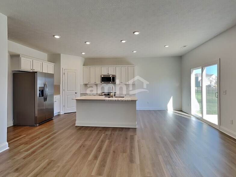 Building Photo - 204 Kramer Mills Dr