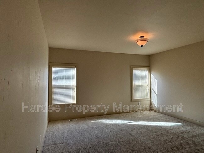 Building Photo - 6251 W Geneva St