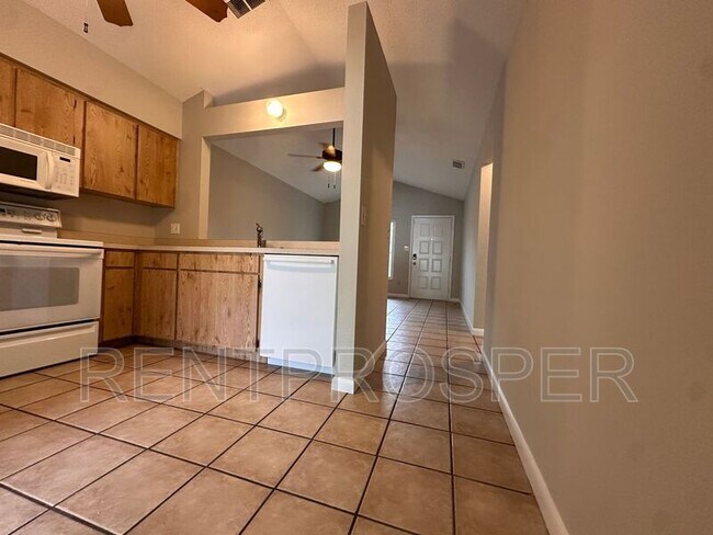 Building Photo - 10465 Riva Ridge Trail