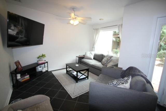 Building Photo - 230 E Esther St