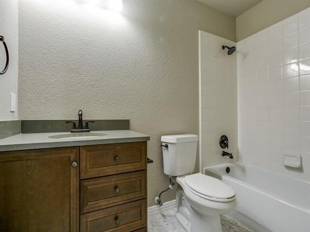 Building Photo - 3102 W Charles Ct