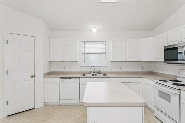 Building Photo - 9523 Parker Pl Dr