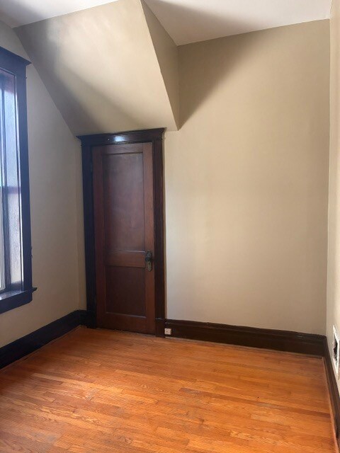 Building Photo - 2023 Blendon Pl