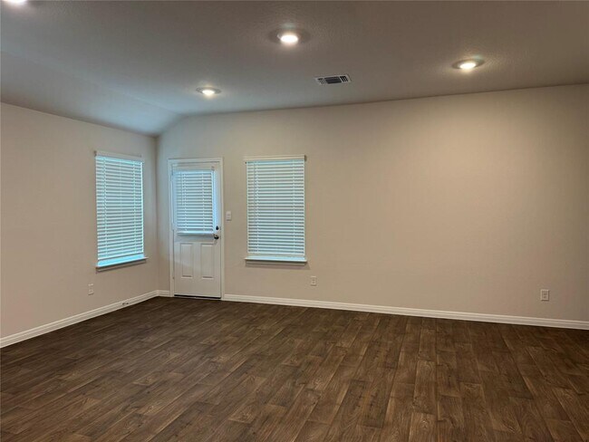 Building Photo - 20200 Merkley Rd